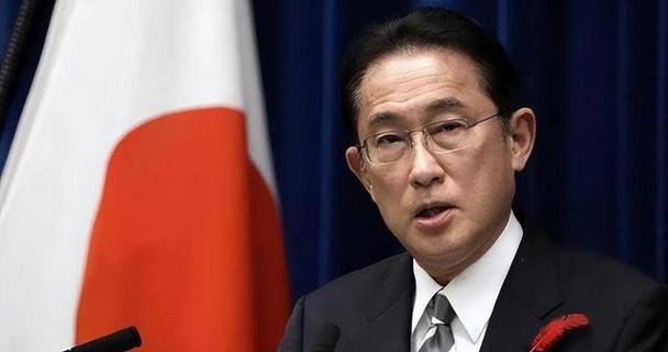 日本首相敢动天皇吗